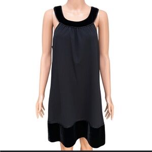 BCBGMaxAzria - XS- Black with Velvet Shift Dress